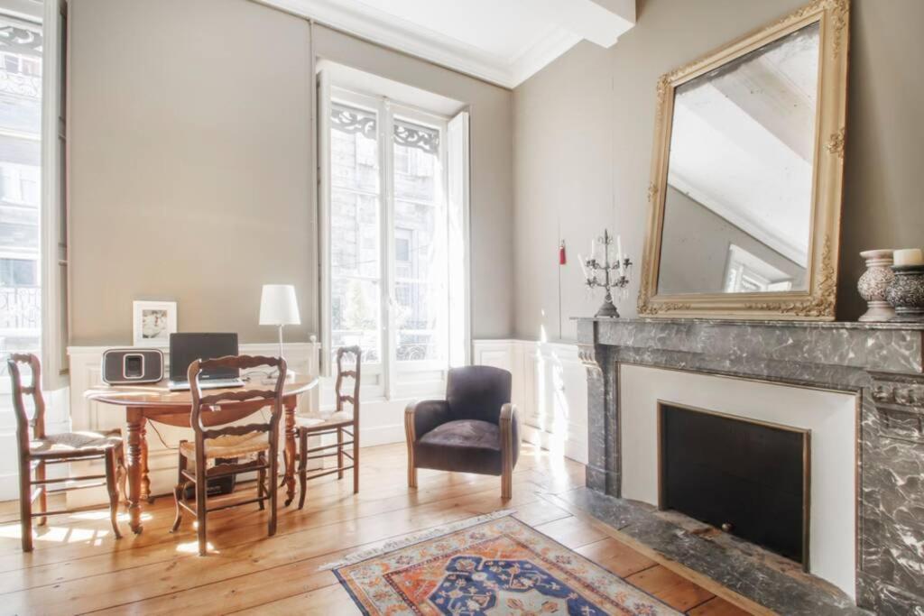 Apartament Au Coeur Du Quartier Historique Bordeaux Zewnętrze zdjęcie